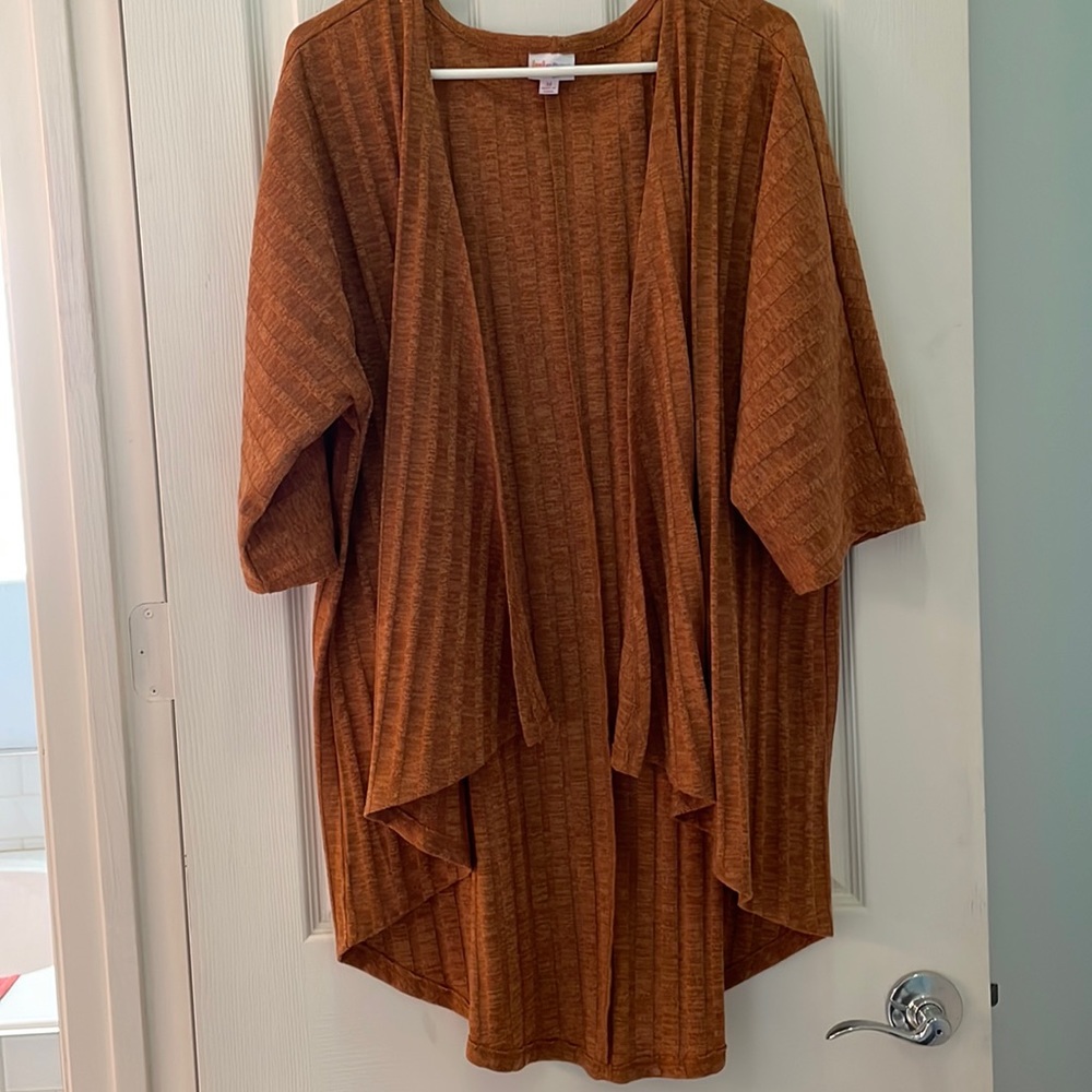 LuLaRoe SZ M kimono